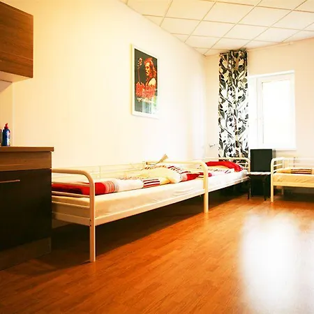 Freddie Next To Mercury *