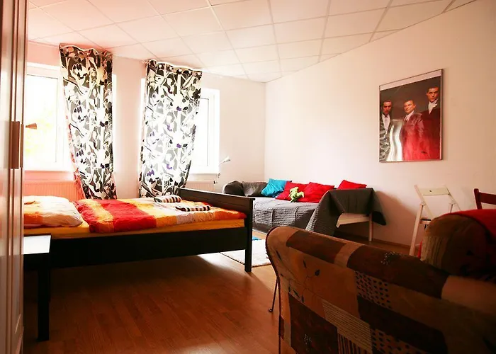 Hostel Freddie Next To Mercury Bratislava