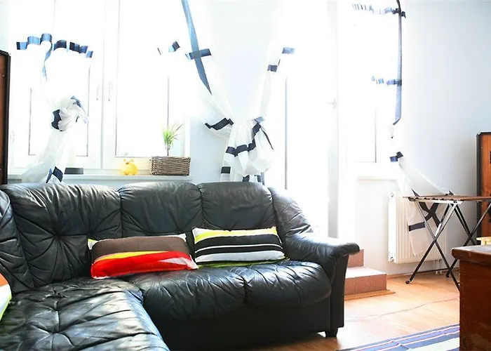 Freddie Next To Mercury * براتسيلافا