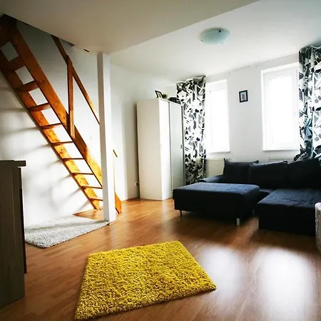 Albergue Freddie Next To Mercury *