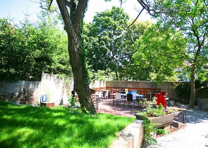 Freddie Next To Mercury *