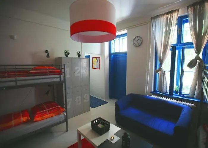 Freddie Next To Mercury Bratysława